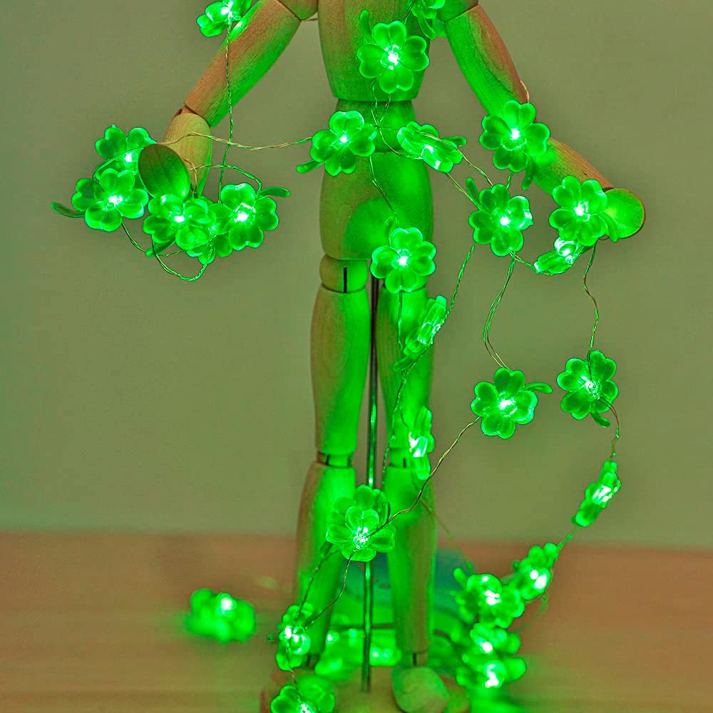 St Patricks Day Decorations Shamrocks String Lights Battery Operated with Remote 10 Ft 40 Leds Lucky Clover Green Lights for Bedroom Party Feast of Saint St. Patrick'S Day Decoration