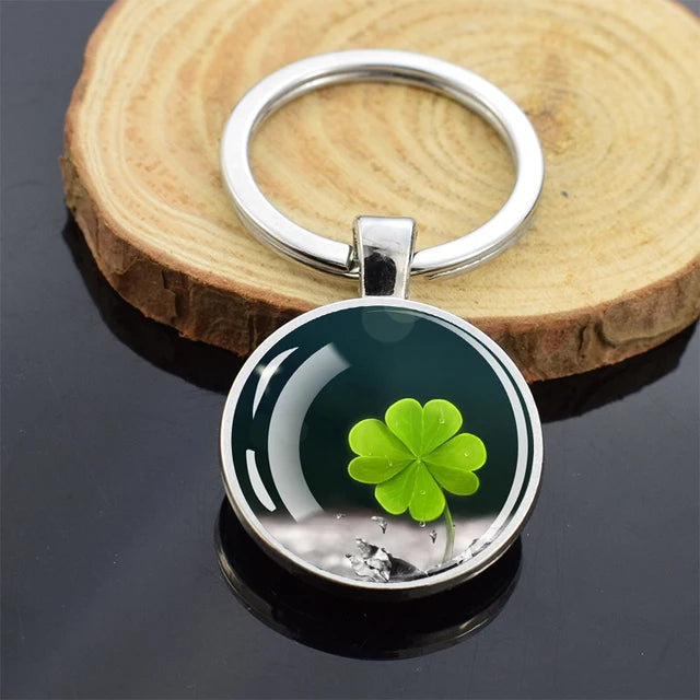 Four-Leaf Clover Keychains Glass Cabochon Double Sides Pendant Key Chain Lucky St Patrick'S Day Irish Jewelry Keyring Gift