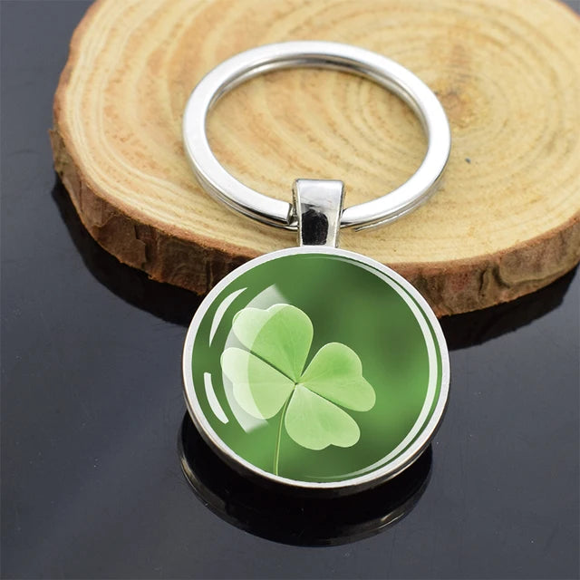 Four-Leaf Clover Keychains Glass Cabochon Double Sides Pendant Key Chain Lucky St Patrick'S Day Irish Jewelry Keyring Gift