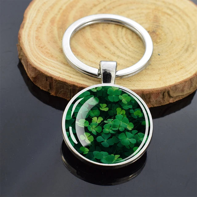 Four-Leaf Clover Keychains Glass Cabochon Double Sides Pendant Key Chain Lucky St Patrick'S Day Irish Jewelry Keyring Gift