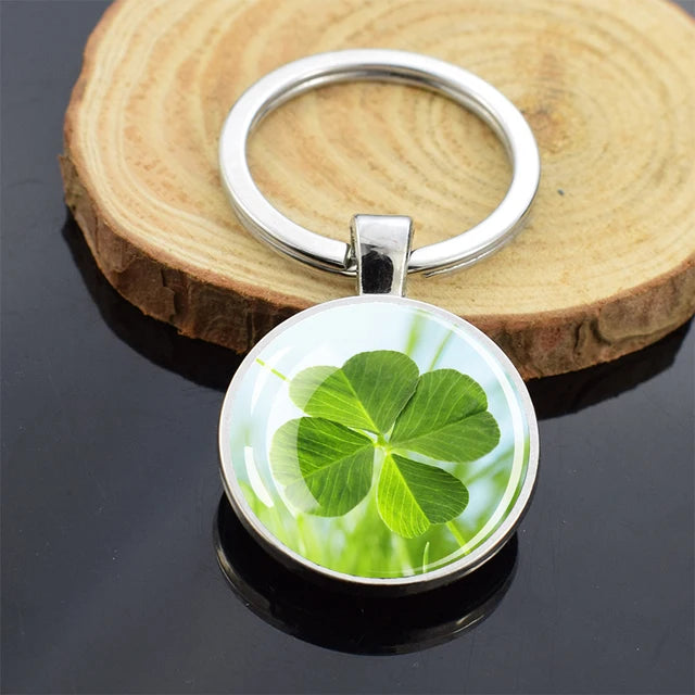 Four-Leaf Clover Keychains Glass Cabochon Double Sides Pendant Key Chain Lucky St Patrick'S Day Irish Jewelry Keyring Gift